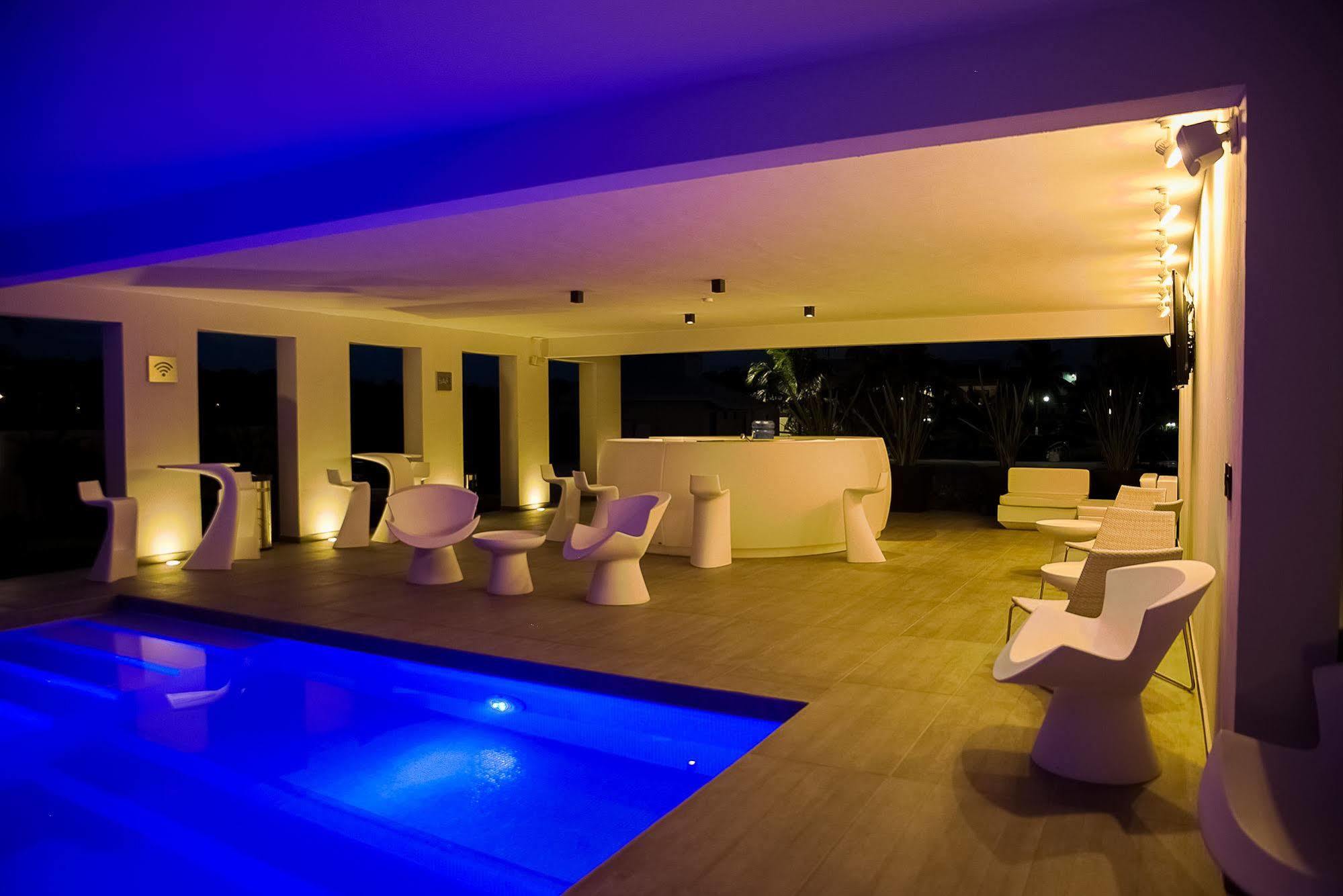 Hotel Aqua Spa & Resort Мартинес-де-ла-Торре Экстерьер фото