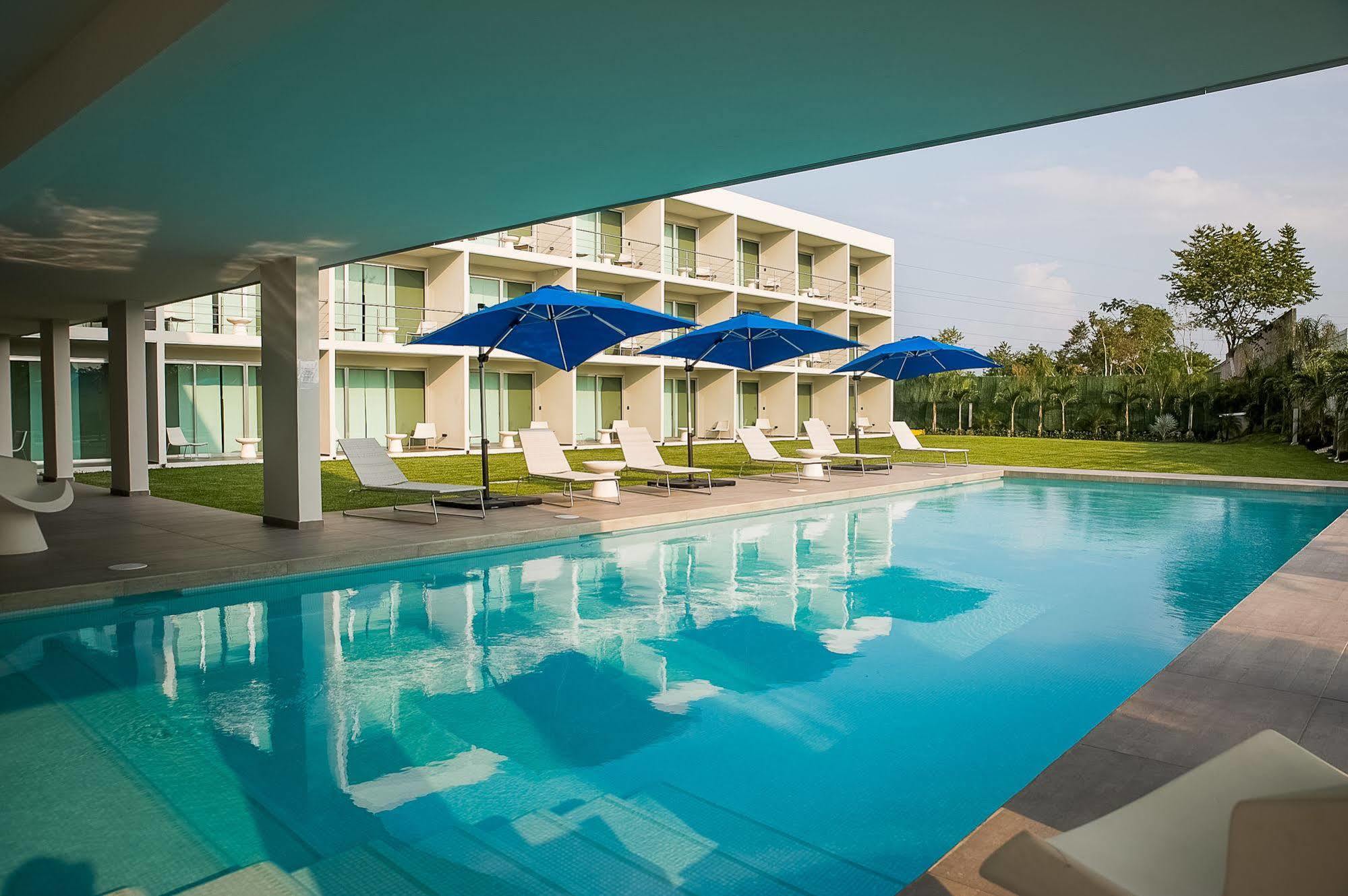 Hotel Aqua Spa & Resort Мартинес-де-ла-Торре Экстерьер фото