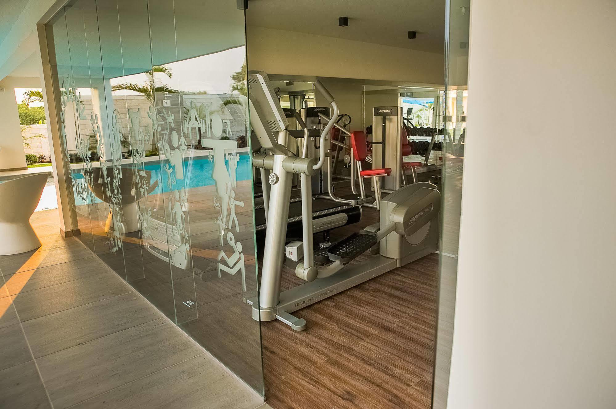 Hotel Aqua Spa & Resort Мартинес-де-ла-Торре Экстерьер фото
